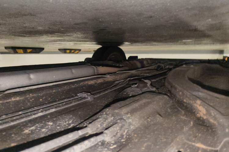 Used Honda Odyssey 2011 Jingxiu 2.4L Luxury Edition Chassis Front Left