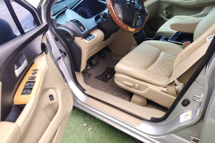 Used Honda Odyssey 2011 Jingxiu 2.4L Luxury Edition Driver Seat