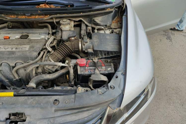 Used Honda Odyssey 2011 Jingxiu 2.4L Luxury Edition Engine Bay Left