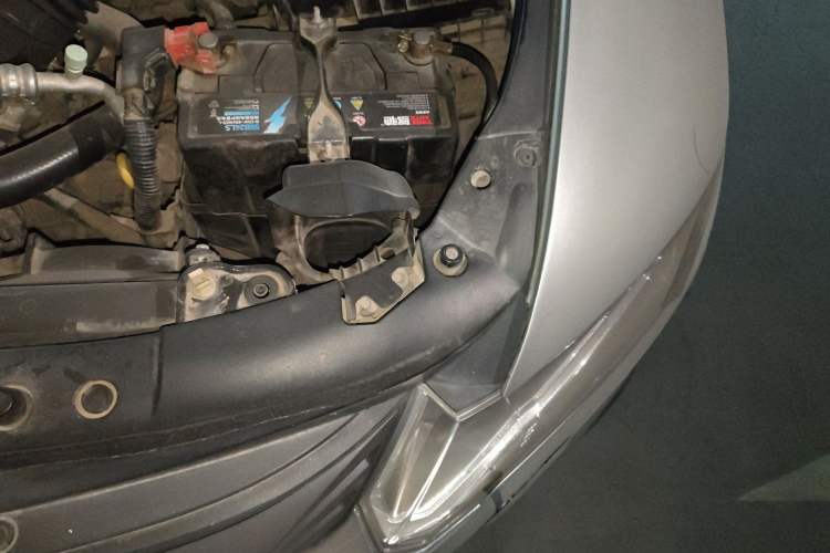 Used Honda Odyssey 2011 Jingxiu 2.4L Luxury Edition Engine Bay Left