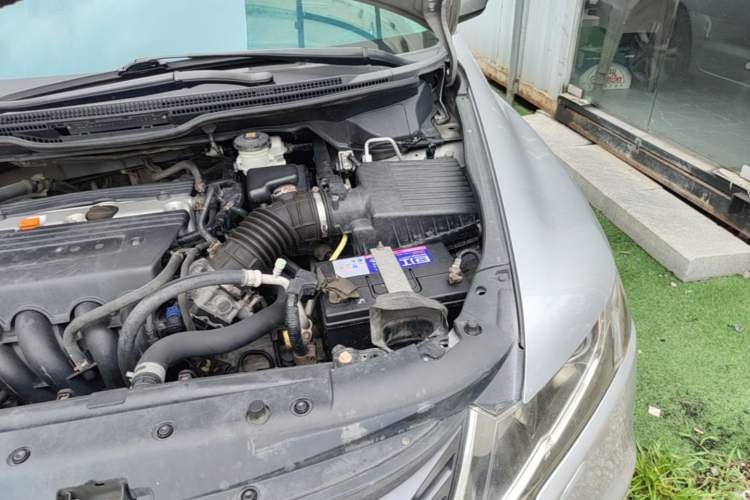 Used Honda Odyssey 2011 Jingxiu 2.4L Luxury Edition Engine Bay Left