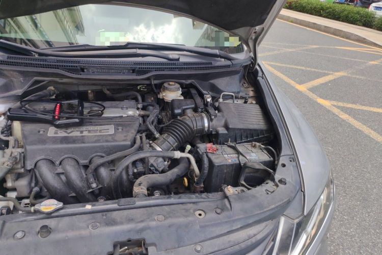 Used Honda Odyssey 2011 Jingxiu 2.4L Luxury Edition Engine Bay Left