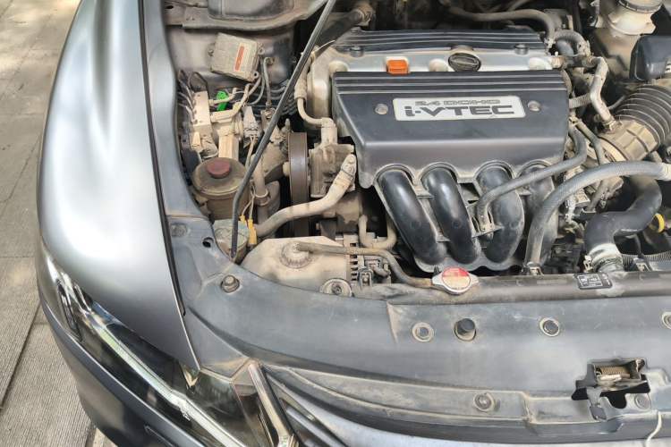 Used Honda Odyssey 2011 Jingxiu 2.4L Luxury Edition Engine Bay Right