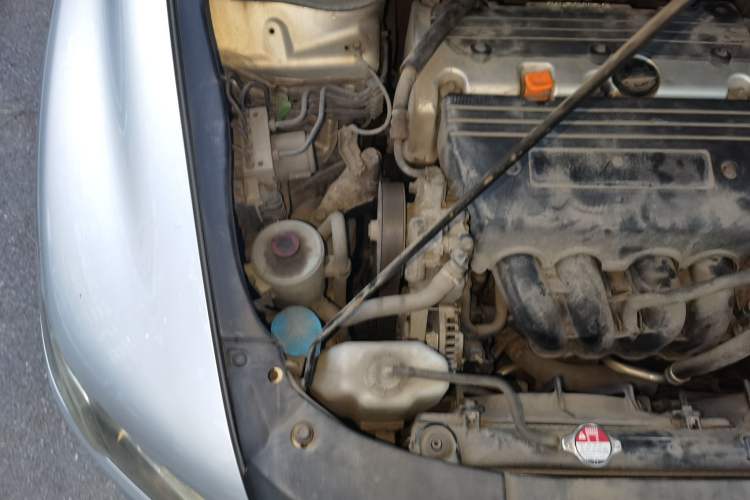 Used Honda Odyssey 2011 Jingxiu 2.4L Luxury Edition Engine Bay Right