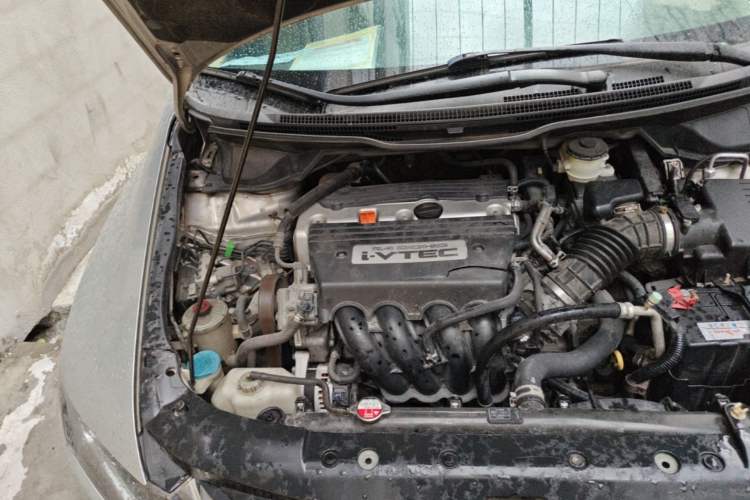 Used Honda Odyssey 2011 Jingxiu 2.4L Comfort Version Engine Bay Right