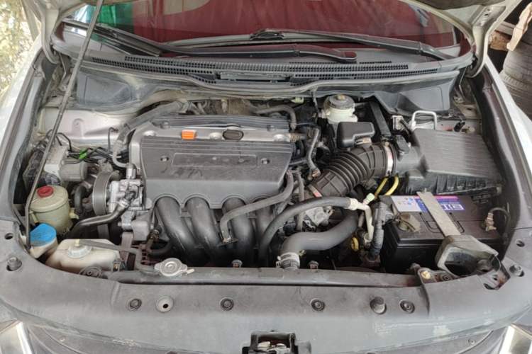 Used Honda Odyssey 2011 Jingxiu 2.4L Luxury Edition Engine Bay