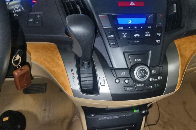 Used Honda Odyssey 2011 Jingxiu 2.4L Luxury Edition Gear Lever