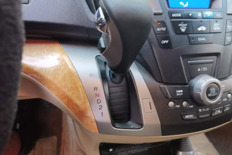 Used Honda Odyssey 2011 Jingxiu 2.4L Luxury Edition Gear Lever
