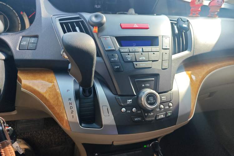 Used Honda Odyssey 2011 Jingxiu 2.4L Luxury Edition Gear Lever