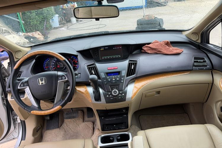 Used Honda Odyssey 2011 Jingxiu 2.4L Luxury Edition Interior 3