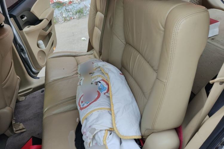 Used Honda Odyssey 2011 Jingxiu 2.4L Luxury Edition Left Rear Seat