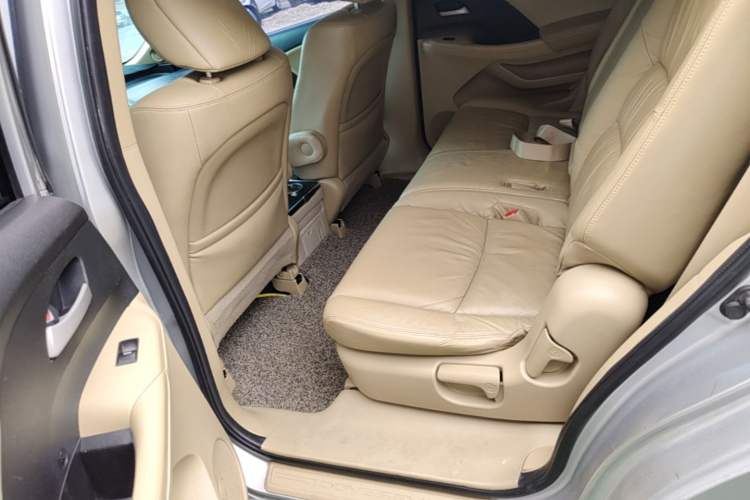 Used Honda Odyssey 2011 Jingxiu 2.4L Luxury Edition Left Rear Seat
