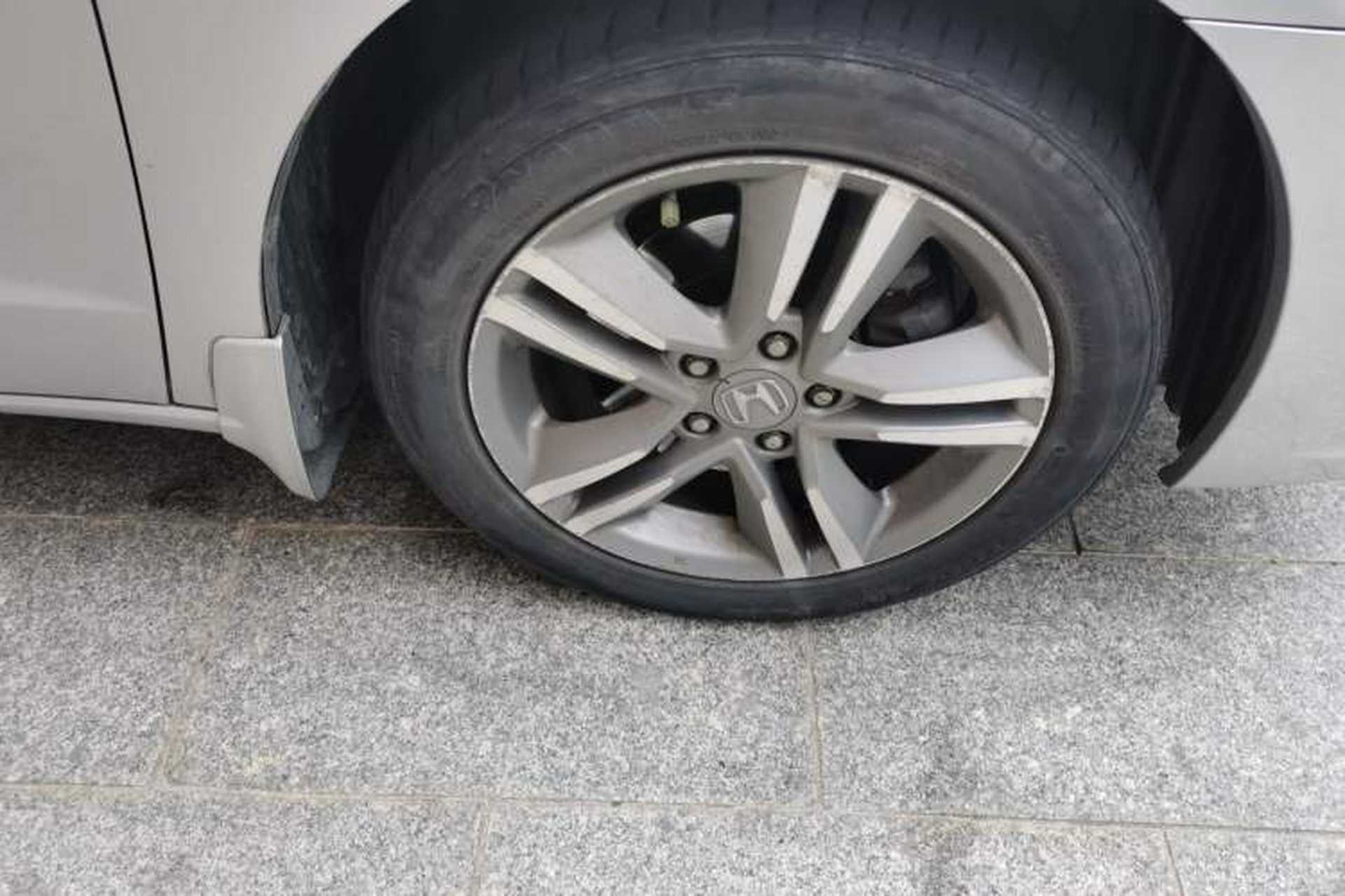 Used Honda Odyssey 2011 Jingxiu 2.4L Luxury Edition Right Front Wheel Hub