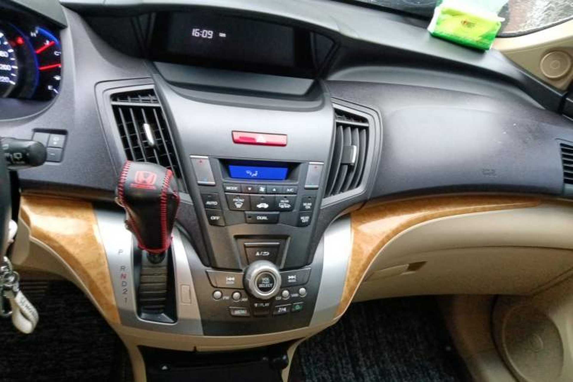 Used Honda Odyssey 2011 Jingxiu 2.4L Luxury Edition Audio And AC Panel