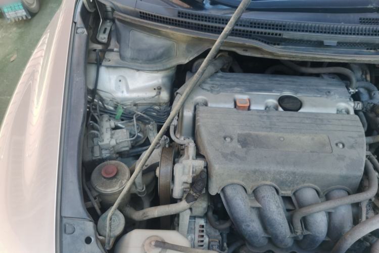 Used Honda Odyssey 2011 Jingxiu 2.4L Comfort Version Engine Bay Right