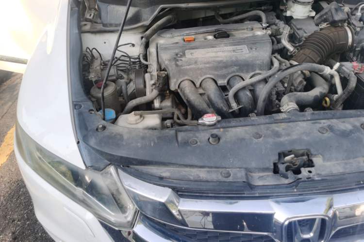Used Honda Odyssey 2011 Jingxiu 2.4L Luxury Edition Engine Bay Right