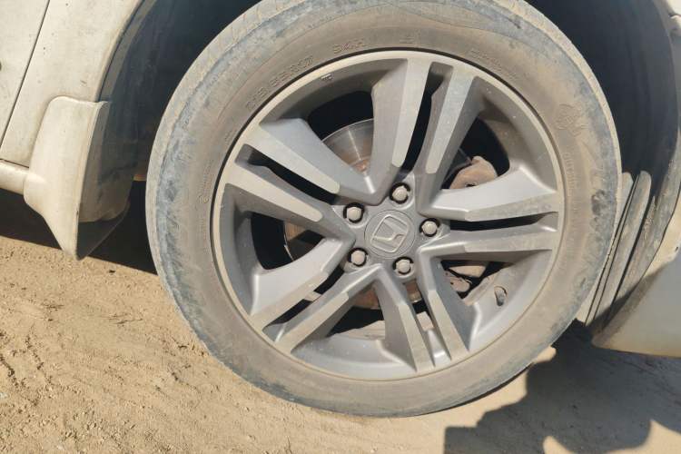 Used Honda Odyssey 2011 Jingxiu 2.4L Luxury Edition Right Front Wheel Hub
