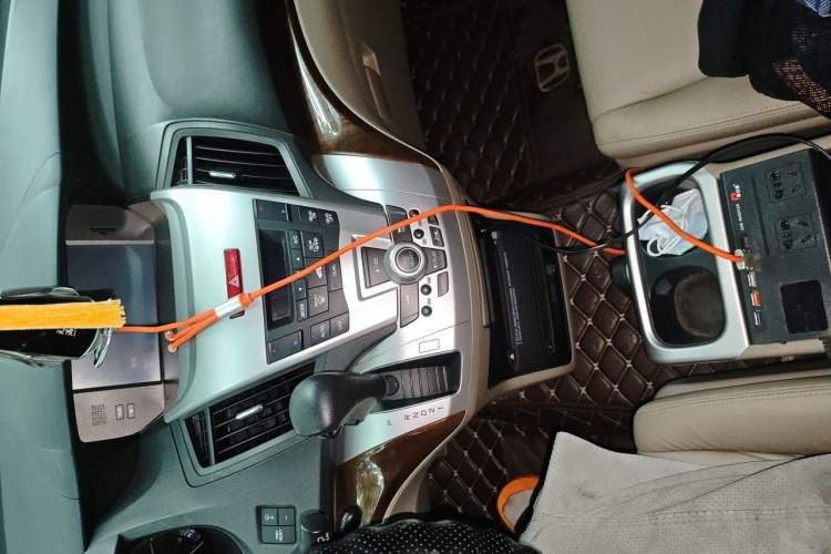 Used Honda Odyssey 2013 2.4L Luxury Edition Audio And AC Panel