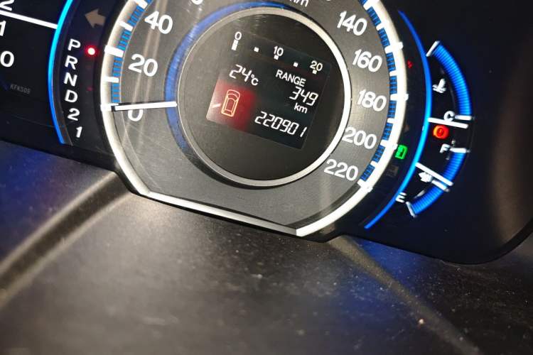 Used Honda Odyssey 2013 2.4L Luxury Edition Odometer Close Up