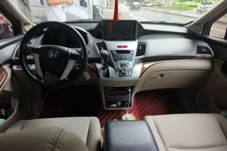 Used Honda Odyssey 2013 2.4L Comfort Edition Center Console