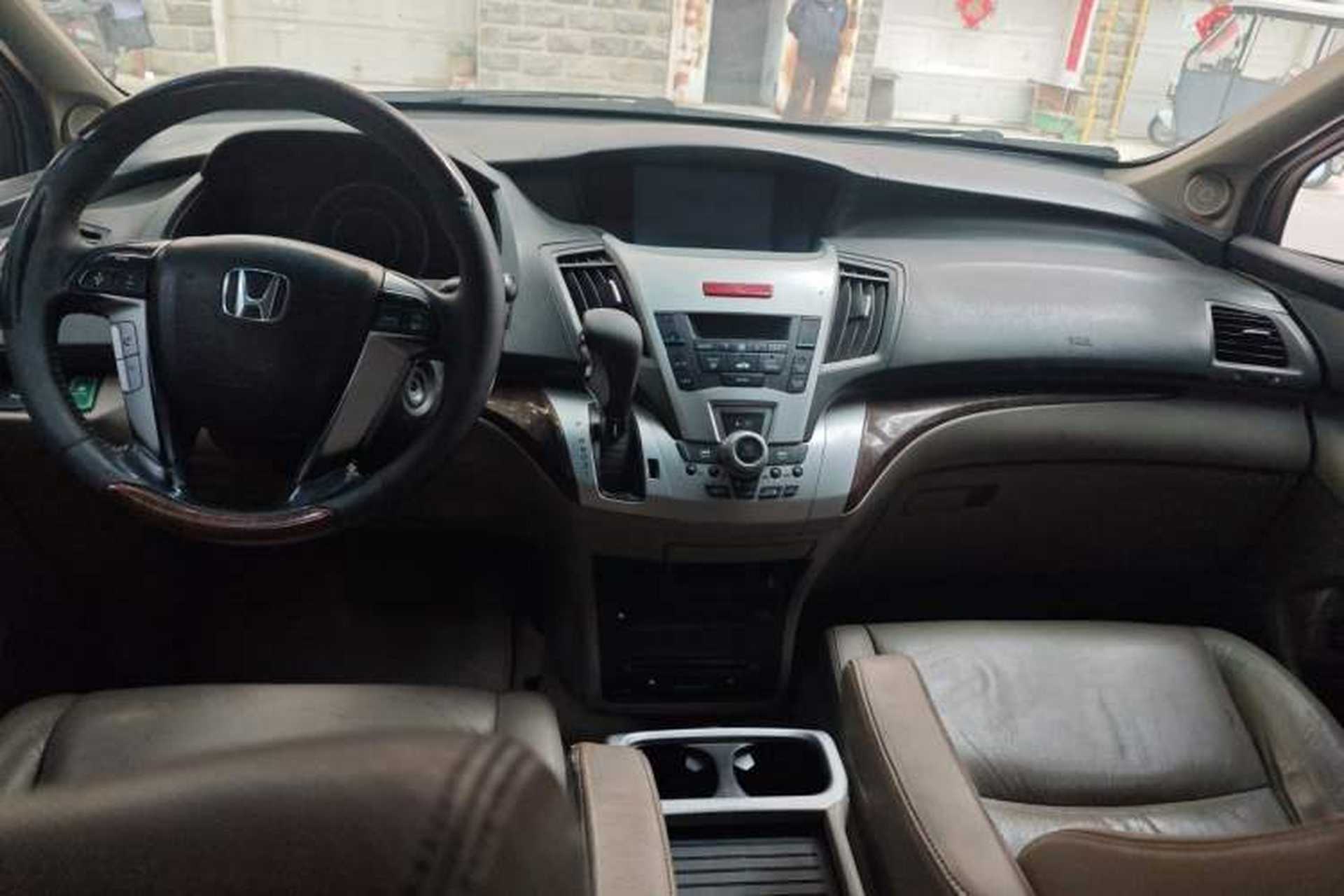 Used Honda Odyssey 2013 2.4L Luxury Edition Center Console