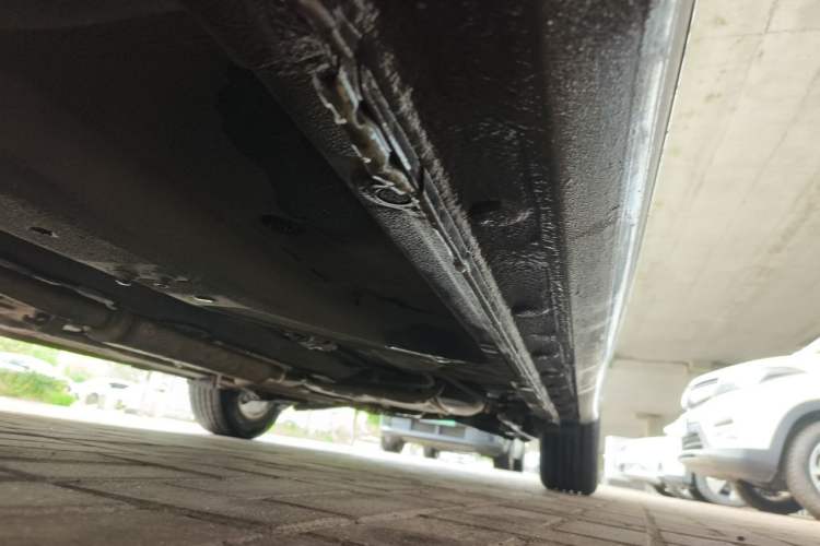Used Honda Odyssey 2013 2.4L Comfort Edition Chassis Front Left