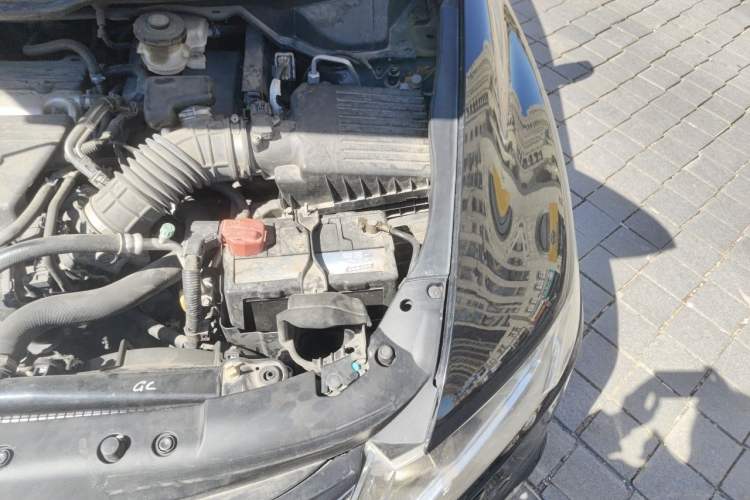 Used Honda Odyssey 2013 2.4L Luxury Edition Engine Bay Left