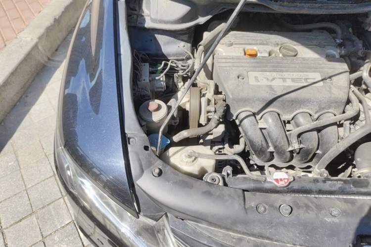Used Honda Odyssey 2013 2.4L Luxury Edition Engine Bay Right