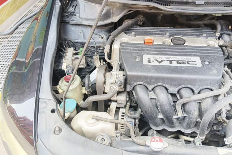 Used Honda Odyssey 2013 2.4L Luxury Edition Engine Bay Right
