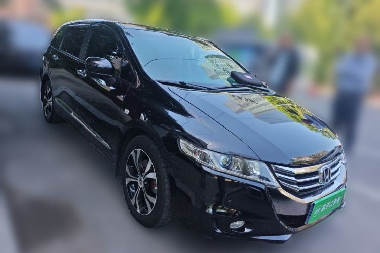 Used Honda Odyssey 2013 2.4L Luxury Edition Front Right 45 Deg