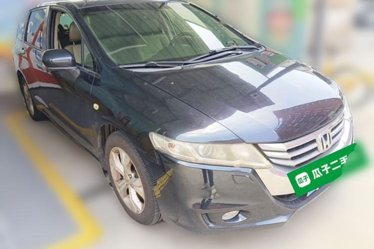 Used Honda Odyssey 2013 2.4L Luxury Edition Front Right 45 Deg