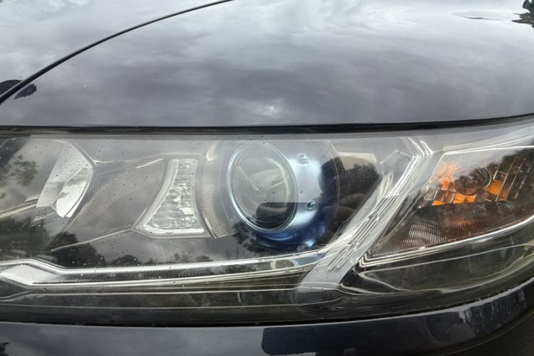 Used Honda Odyssey 2013 2.4L Elite Edition Left Front Headlight