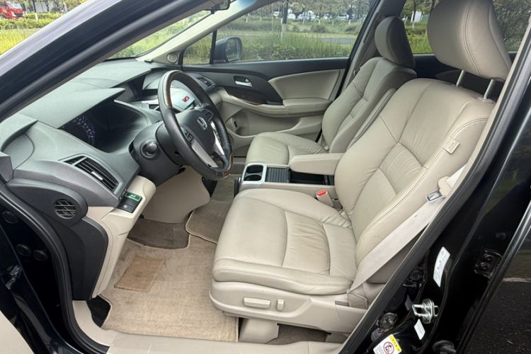 Used Honda Odyssey 2013 2.4L Elite Edition Left Front Seat