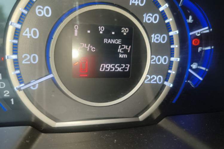 Used Honda Odyssey 2013 2.4L Elite Edition Odometer Close Up