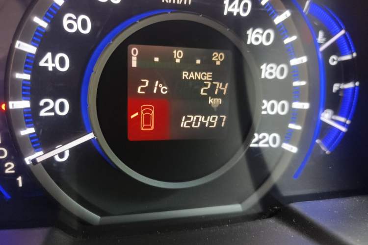 Used Honda Odyssey 2013 2.4L Comfort Edition Odometer Close Up