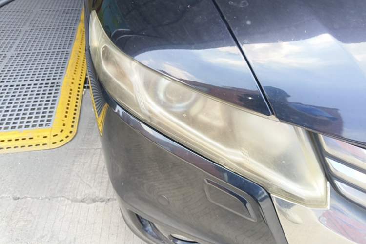 Used Honda Odyssey 2013 2.4L Luxury Edition Right Front Headlight