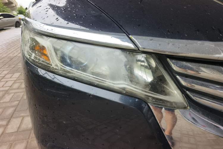 Used Honda Odyssey 2013 2.4L Comfort Edition Right Front Headlight