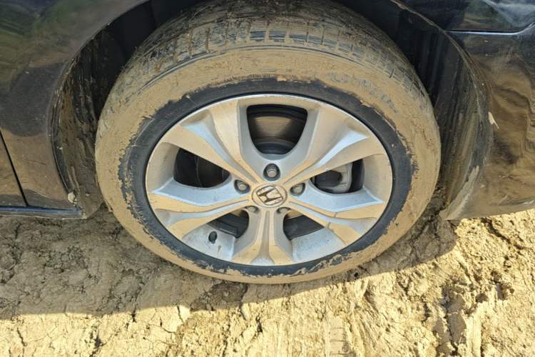 Used Honda Odyssey 2013 2.4L Mingjian Leading Edition Right Front Wheel Hub