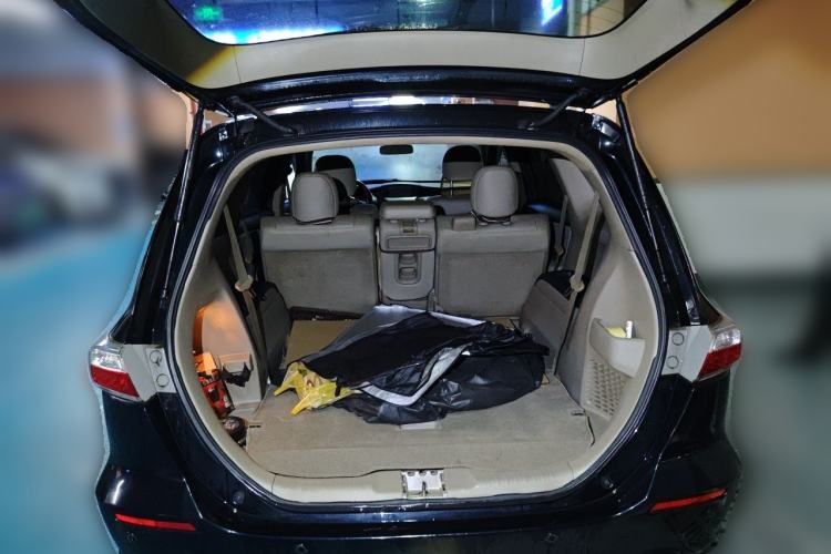 Used Honda Odyssey 2013 2.4L Elite Edition Trunk