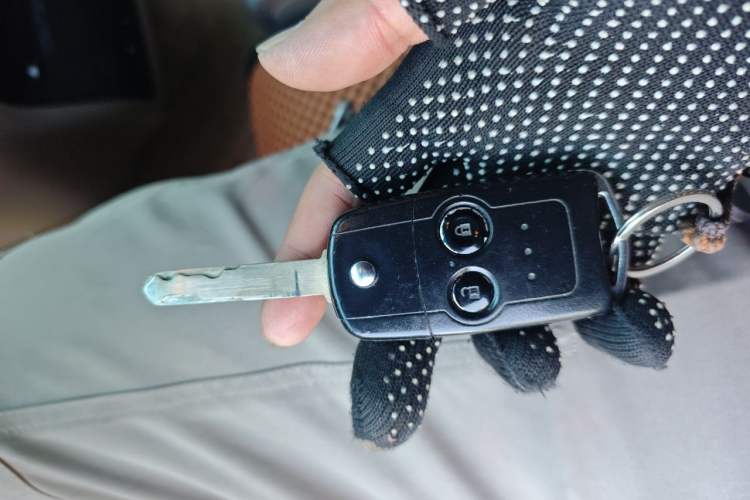 Used Honda Odyssey 2013 2.4L Luxury Edition Vehicle Key