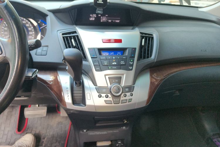 Used Honda Odyssey 2013 2.4L Luxury Edition Audio And AC Panel