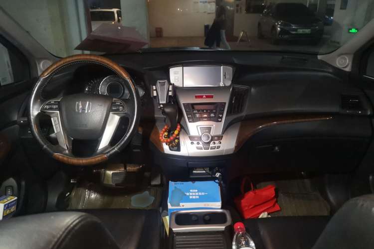 Used Honda Odyssey 2013 2.4L Luxury Edition Center Console