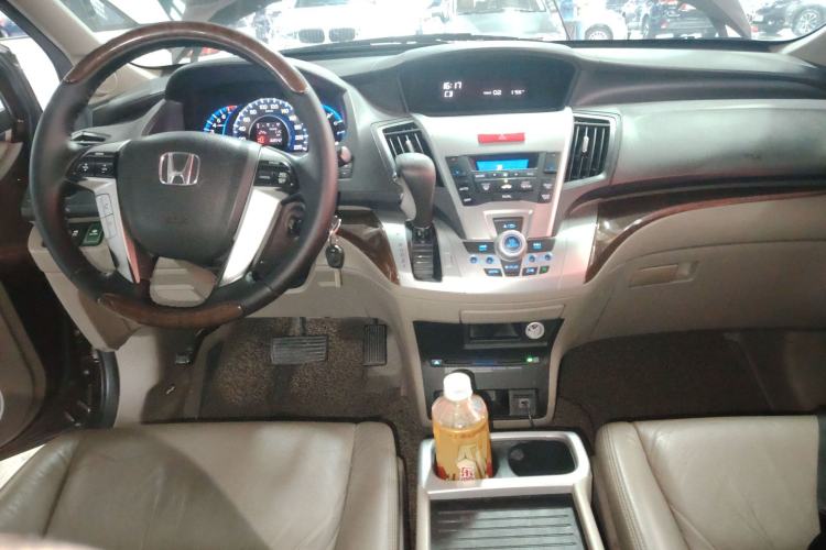Used Honda Odyssey 2013 2.4L Luxury Edition Center Console