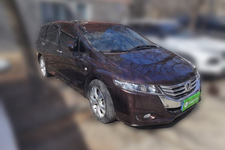 Used Honda Odyssey 2013 2.4L Luxury Edition Front Right 45 Deg