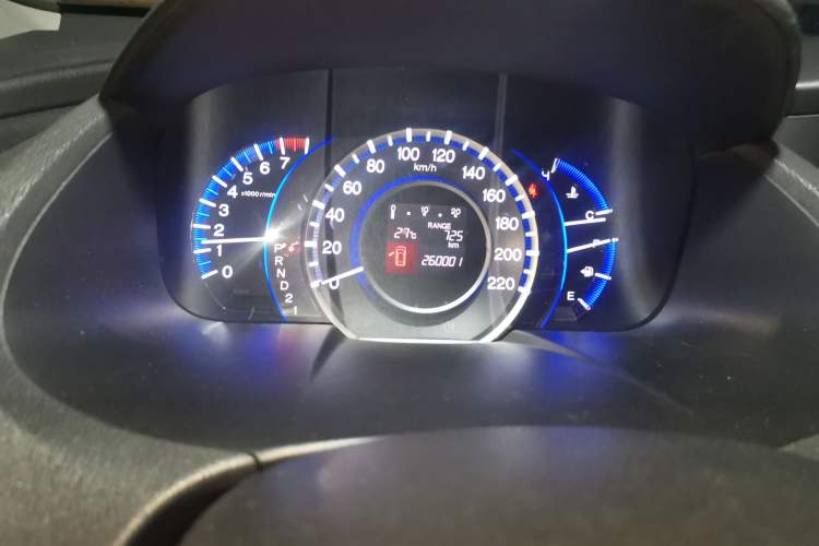 Used Honda Odyssey 2013 2.4L Luxury Edition Odometer Close Up