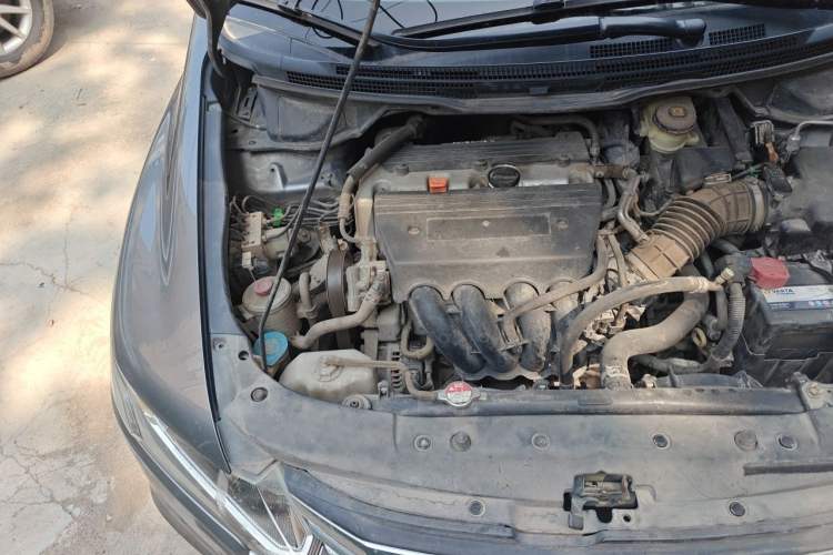 Used Honda Odyssey 2013 2.4L Luxury Edition Engine Bay Right