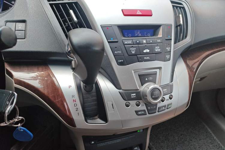 Used Honda Odyssey 2013 2.4L Luxury Edition Gear Lever