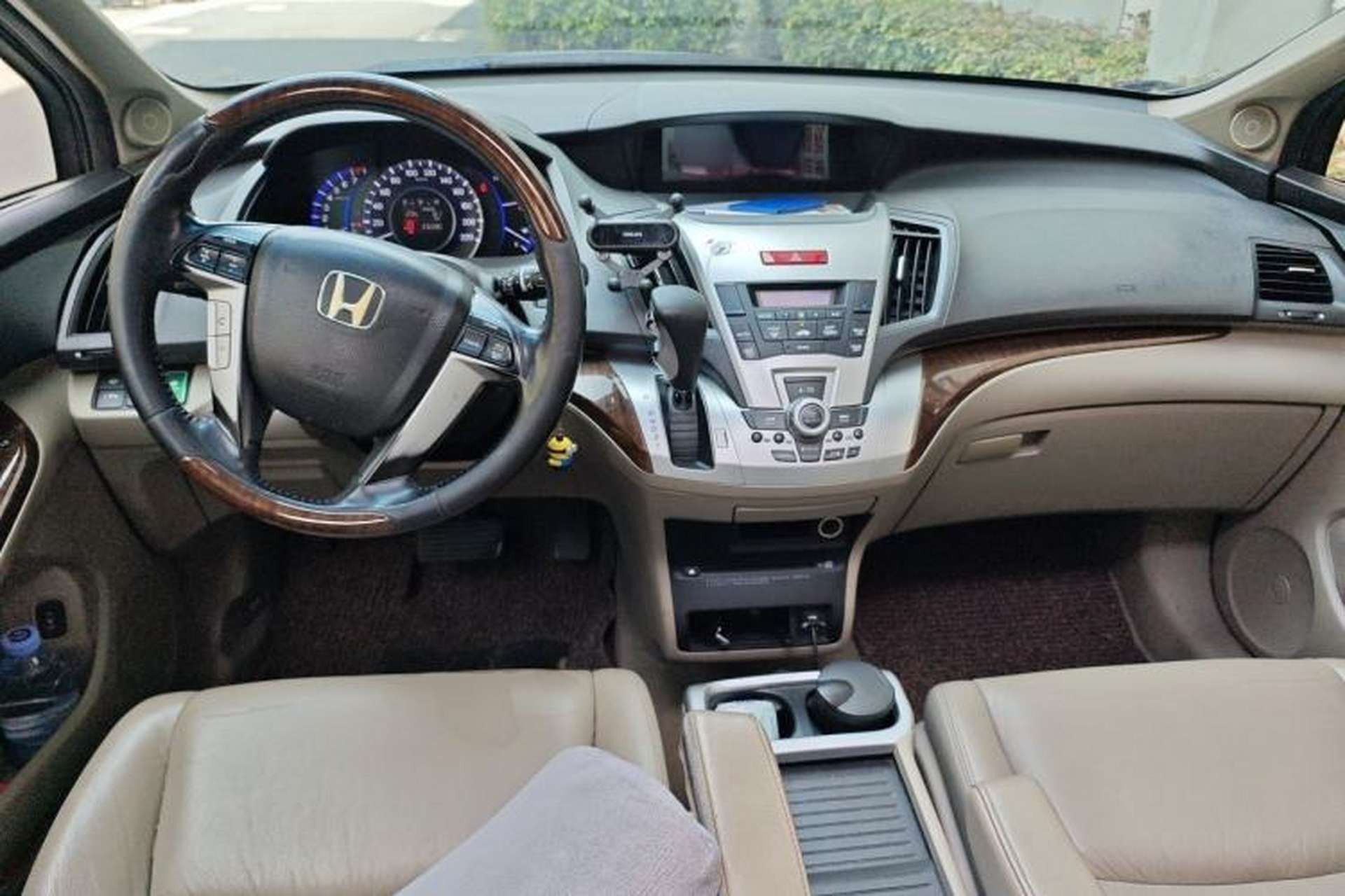 Used Honda Odyssey 2013 2.4L Luxury Edition Center Console