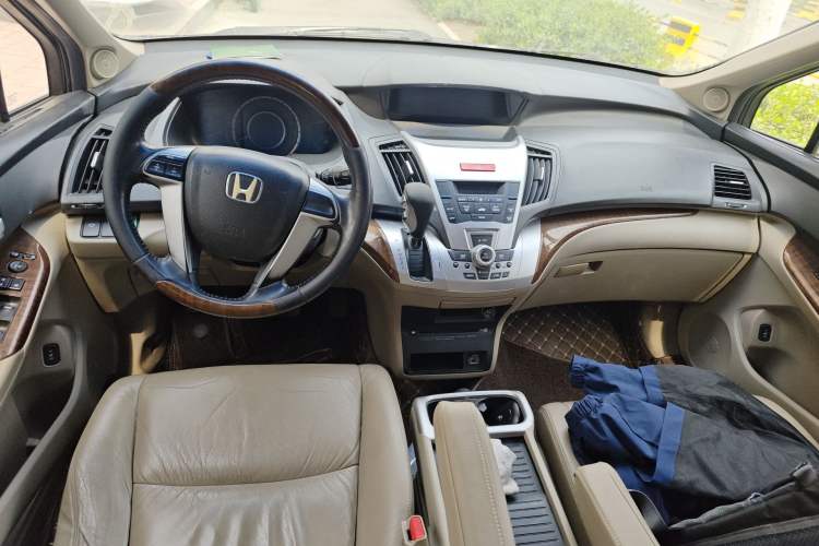 Used Honda Odyssey 2013 2.4L Elite Edition Center Console