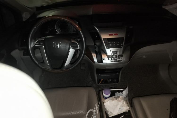 Used Honda Odyssey 2013 2.4L Elite Edition Center Console